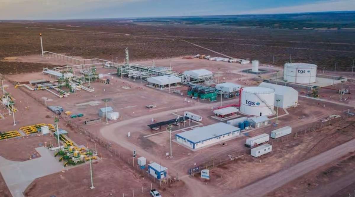 Cómo funciona el nuevo tren de fraccionamiento que transforma el gas de Vaca Muerta en productos de exportación