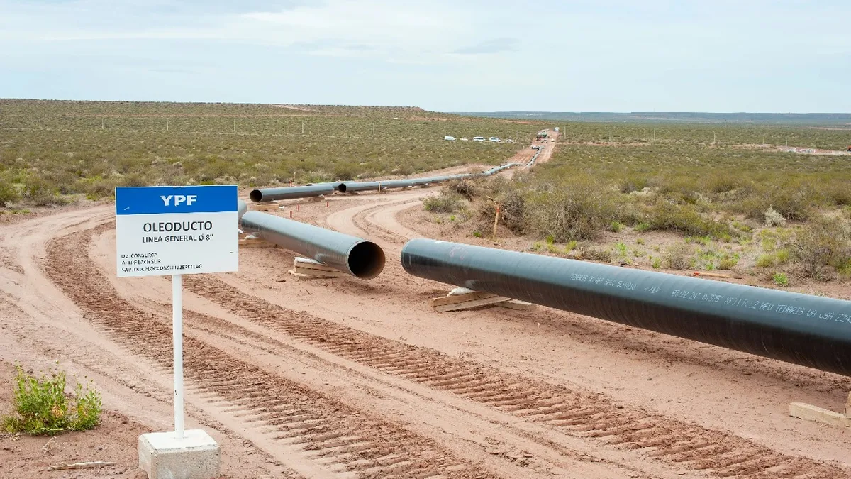 YPF analiza ampliar el oleoducto de Vaca Muerta para acompañar el crecimiento de la producción