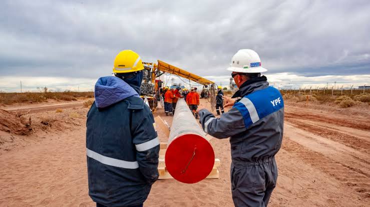 Vaca Muerta podría generar 90.000 empleos y exportaciones récord hacia 2031