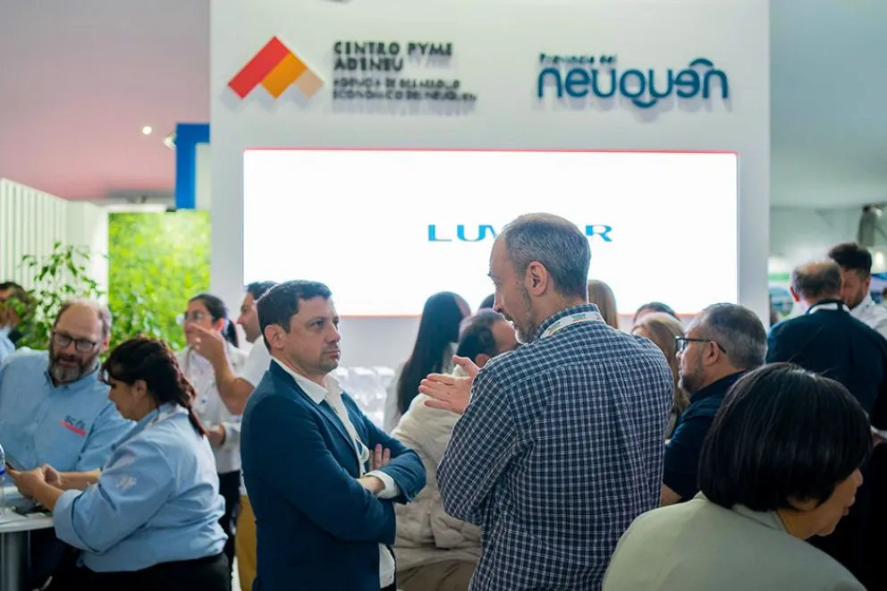 Encuentro empresarial difundido por el Gobierno del Neuquén para la participación de proveedores en AOG Patagonia; imagen de archivo.